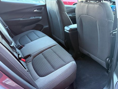 Used 2023 Chevrolet Bolt LT image 34