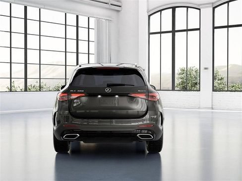 New 2026 Mercedes-Benz GLC 300 4MATIC image 25