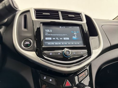 Used 2017 Chevrolet Sonic LT w/ Convenience Package image 22