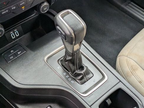 Used 2020 Ford Ranger XLT w/ Equipment Group 301A Mid image 24