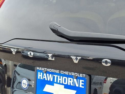 Used 2016 Volvo XC90 T6 Momentum w/ Momentum Plus Package image 29