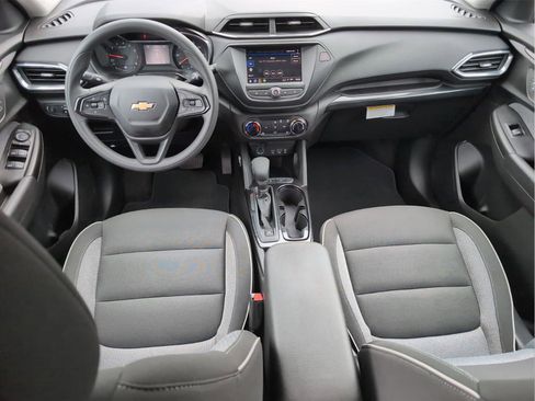 Used 2023 Chevrolet TrailBlazer LT FWD image 30