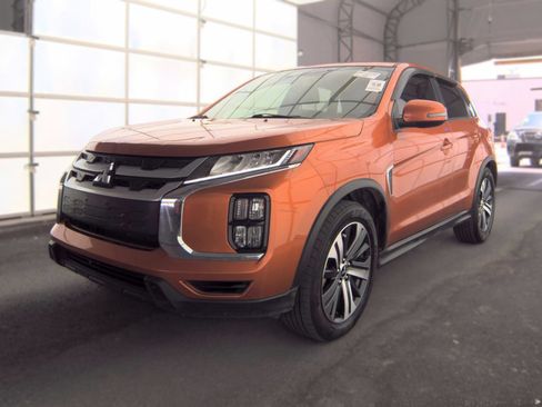 Used 2022 Mitsubishi Outlander Sport SE AWD/4WD image 1