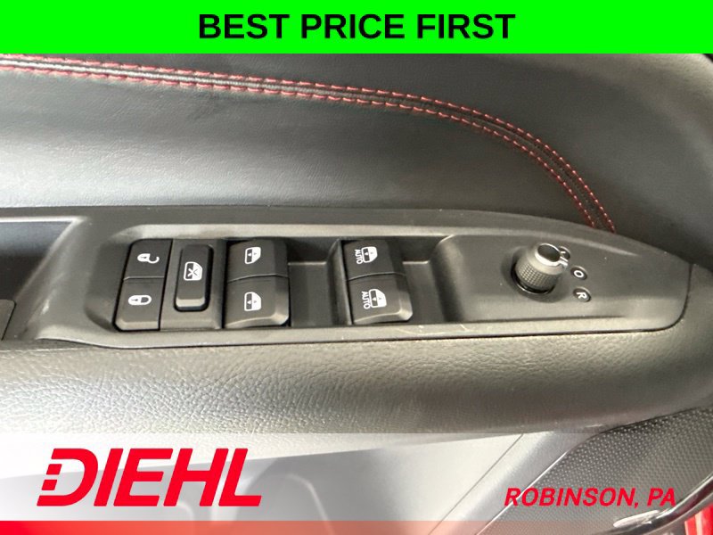 New 2026 Jeep Compass Trailhawk w/ Sun, Sound & Navigation Group AWD/4WD image 22