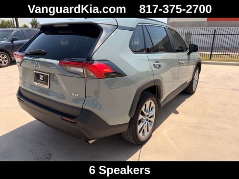 Used 2021 Toyota RAV4 XLE Premium FWD image 4