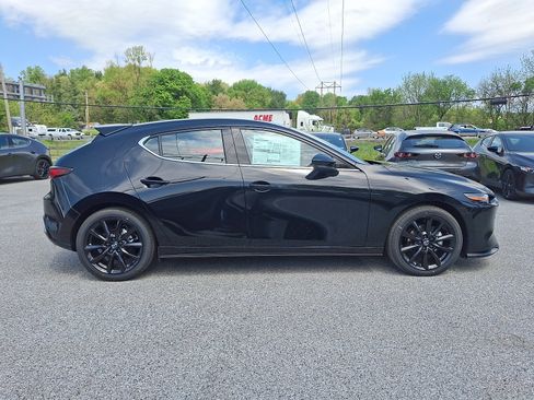 New 2026 MAZDA MAZDA3 Hatchback w/Premium Plus Pkg AWD/4WD image 5