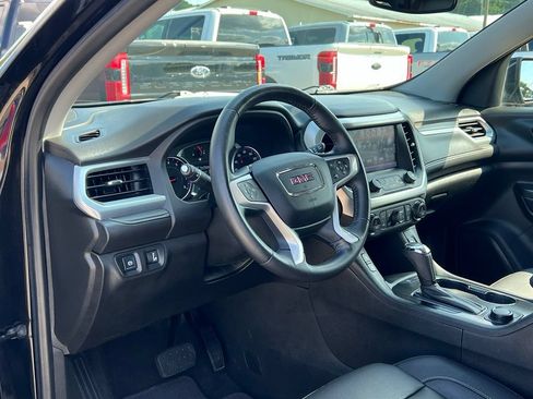 Used 2017 GMC Acadia SLT AWD/4WD image 13