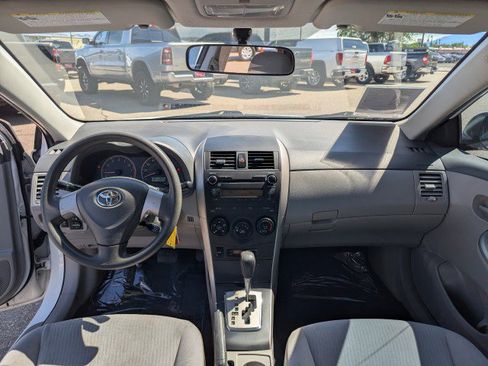 Used 2010 Toyota Corolla LE FWD image 15
