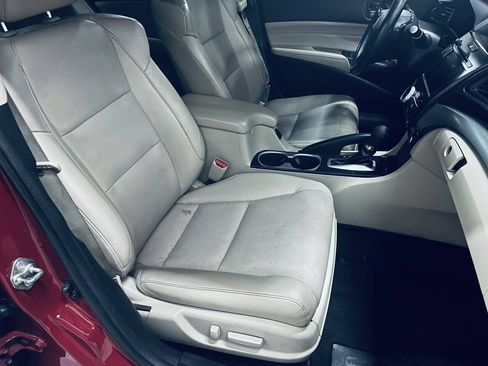 Used 2017 Acura ILX FWD image 28
