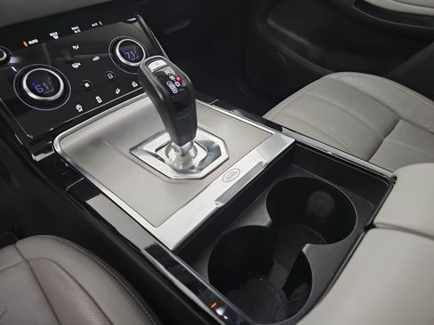 Used 2023 Land Rover Range Rover Evoque S AWD/4WD image 24