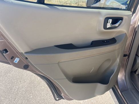 Used 2005 Hyundai Santa Fe GLS image 13