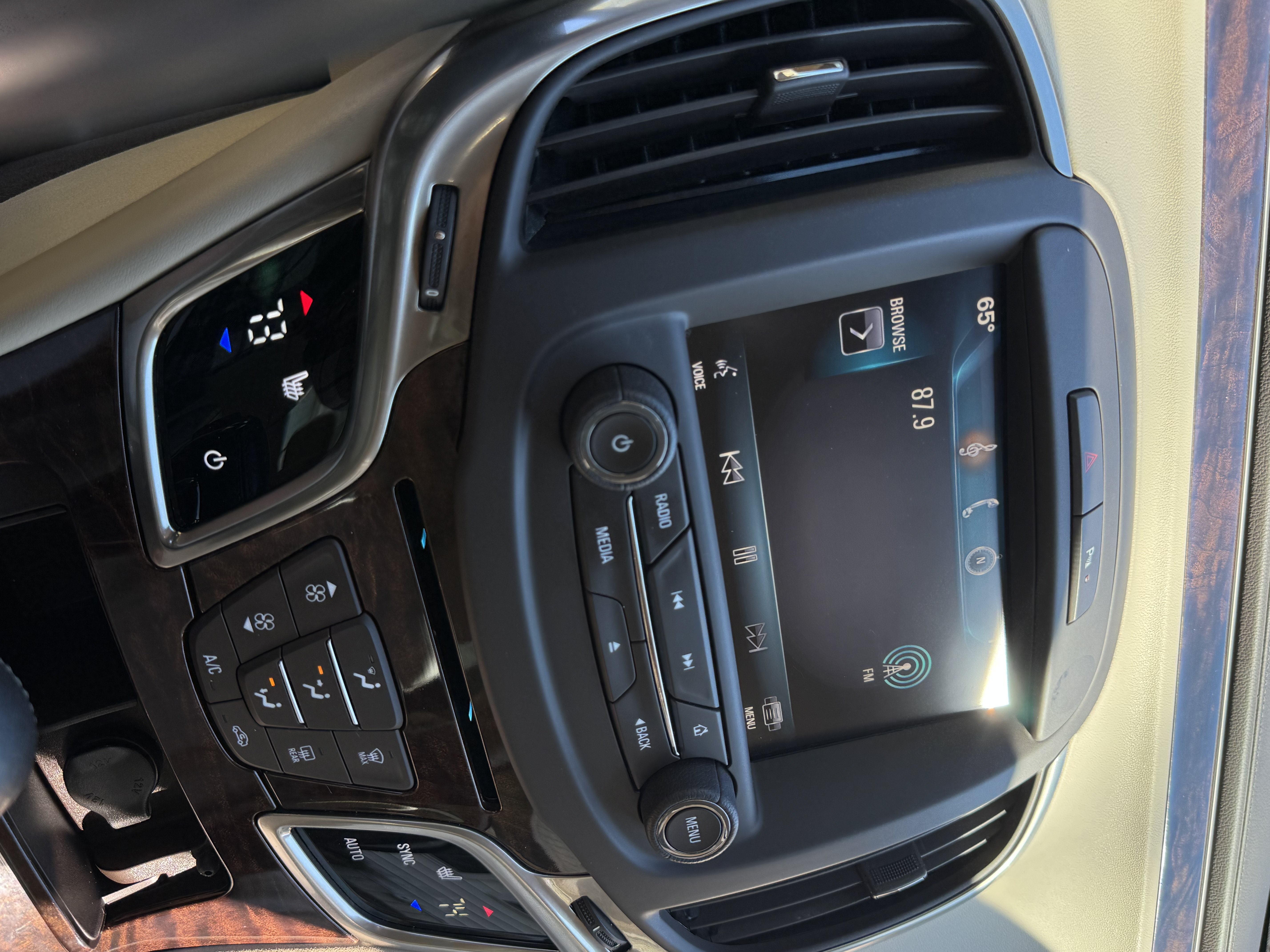 Used 2014 Buick LaCrosse Leather FWD image 50
