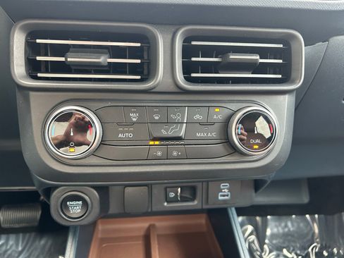 Used 2023 Ford Maverick Lariat FWD image 19