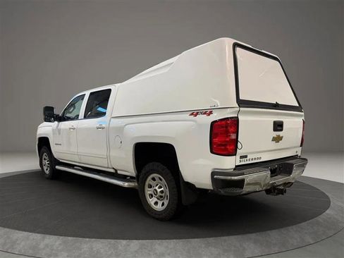 Used 2019 Chevrolet Silverado 2500 LT image 3