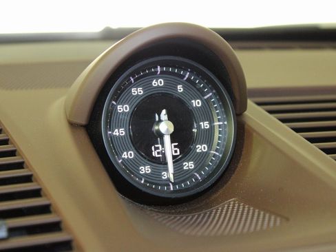 Used 2024 Porsche 911 Carrera S image 22