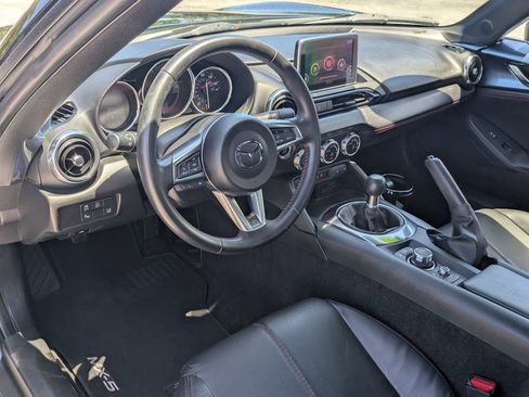 Used 2017 MAZDA MX-5 Miata Grand Touring RWD image 10