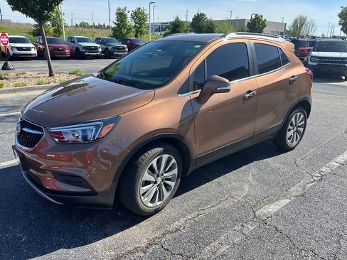 Used 2017 Buick Encore Preferred FWD image 1