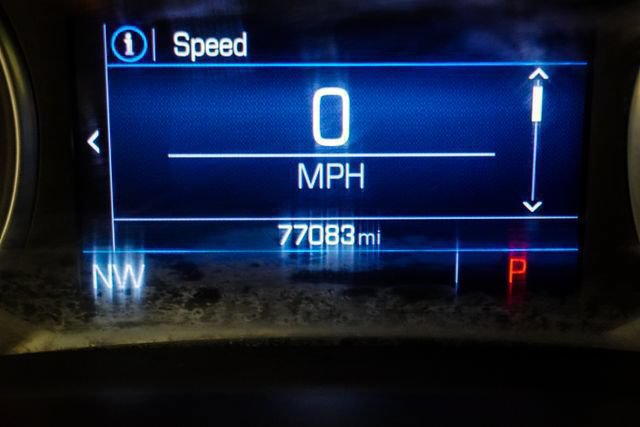 Used 2021 GMC Acadia SLE w/ Driver Convenience Package FWD image 27