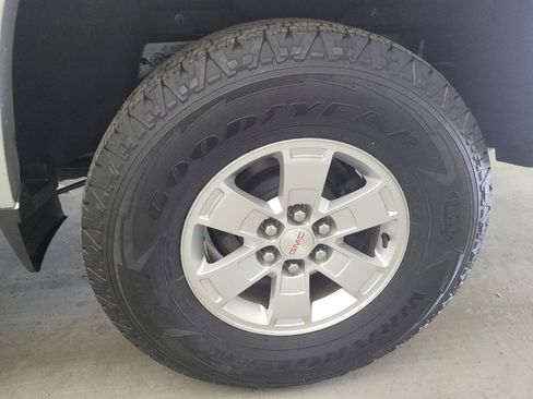 Used 2019 GMC Canyon 2WD Crew Cab w/ Convenience Package image 31