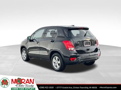 Used 2020 Chevrolet Trax LS w/ Tint and Cruise Package image 4