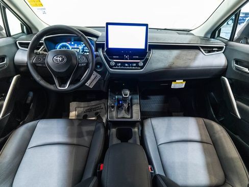 Certified 2026 Toyota Corolla Cross XLE FWD image 13