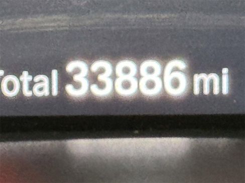 Used 2023 BMW X6 xDrive40i image 2