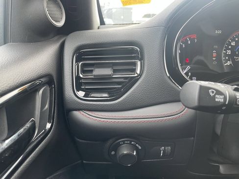 Used 2025 Dodge Durango GT w/ Blacktop Package image 13