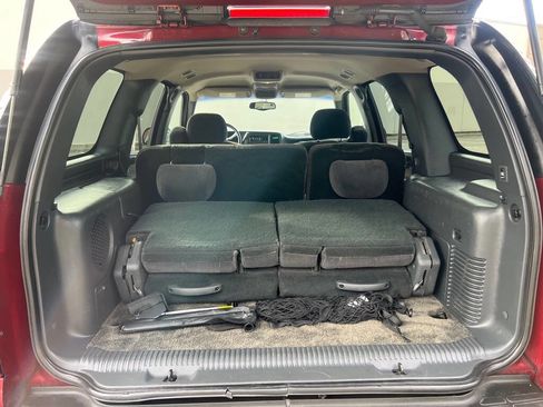 Used 2002 Chevrolet Tahoe LS w/ 3rd Row Seat Pkg image 16
