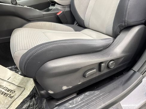 Used 2021 Subaru Outback Premium image 12