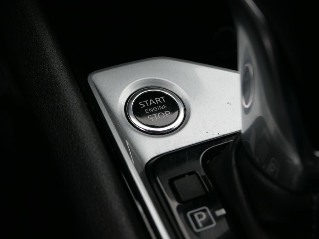 Used 2024 Nissan Altima 2.5 SV FWD image 16