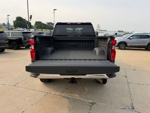 Used 2022 Chevrolet Silverado 2500 LT w/ Convenience Package AWD/4WD image 35