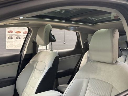 Used 2026 Kia Sportage SX image 28