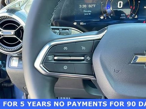 New 2026 Chevrolet Equinox LT w/ Convenience Package II FWD image 24