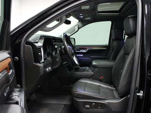 Used 2023 GMC Sierra 1500 Denali w/ Denali Reserve Package AWD/4WD image 12