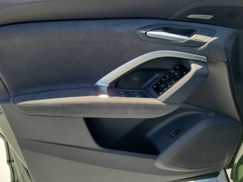 New 2026 Audi SQ5 Premium Plus AWD/4WD image 18