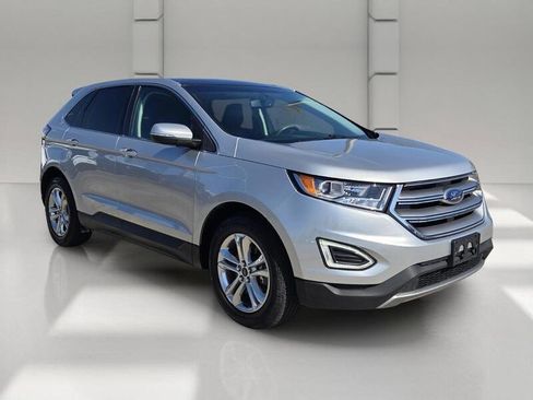 Used 2016 Ford Edge SEL w/ Equipment Group 201A AWD/4WD image 7