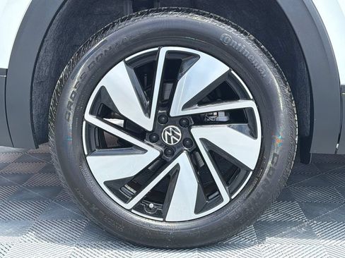 Used 2024 Volkswagen Atlas SE FWD image 21