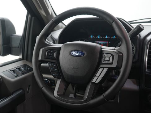 Used 2018 Ford F150 XLT w/ Equipment Group 302A Luxury image 15