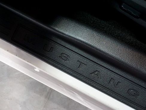 Used 2007 Ford Mustang GT image 39