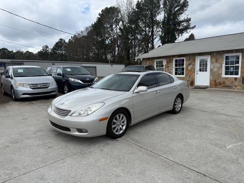 Used 2003 Lexus ES 330 image 3