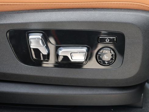 Used 2026 BMW X5 sDrive40i RWD image 25