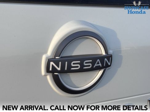 Used 2023 Nissan Rogue S FWD image 10