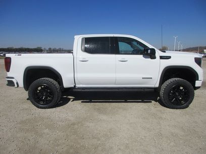 New 2026 GMC Sierra 1500 Elevation w/ Elevation Premium Package