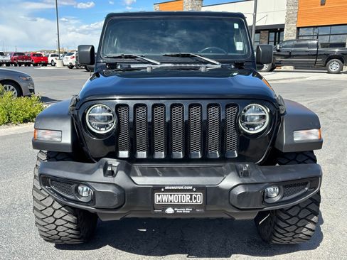Used 2020 Jeep Wrangler Unlimited Sport AWD/4WD image 2