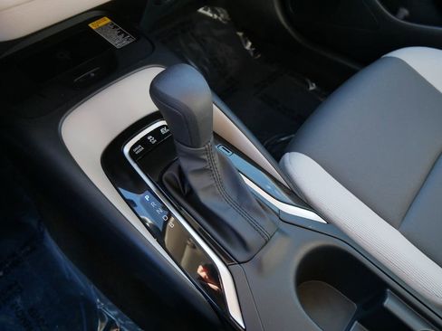 Certified 2025 Toyota Corolla LE w/ LE Premium Package image 18