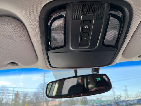 Used 2019 Kia Sorento LX w/ LX Convenience Package image 34