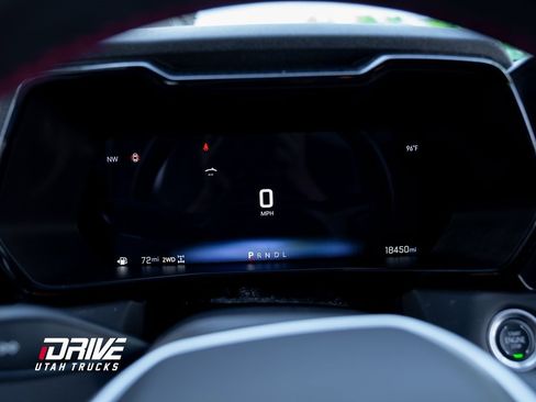 Used 2024 Chevrolet Colorado Z71 image 33