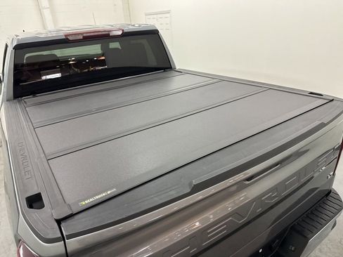 Used 2020 Chevrolet Silverado 1500 LT w/ Texas Edition RWD image 36