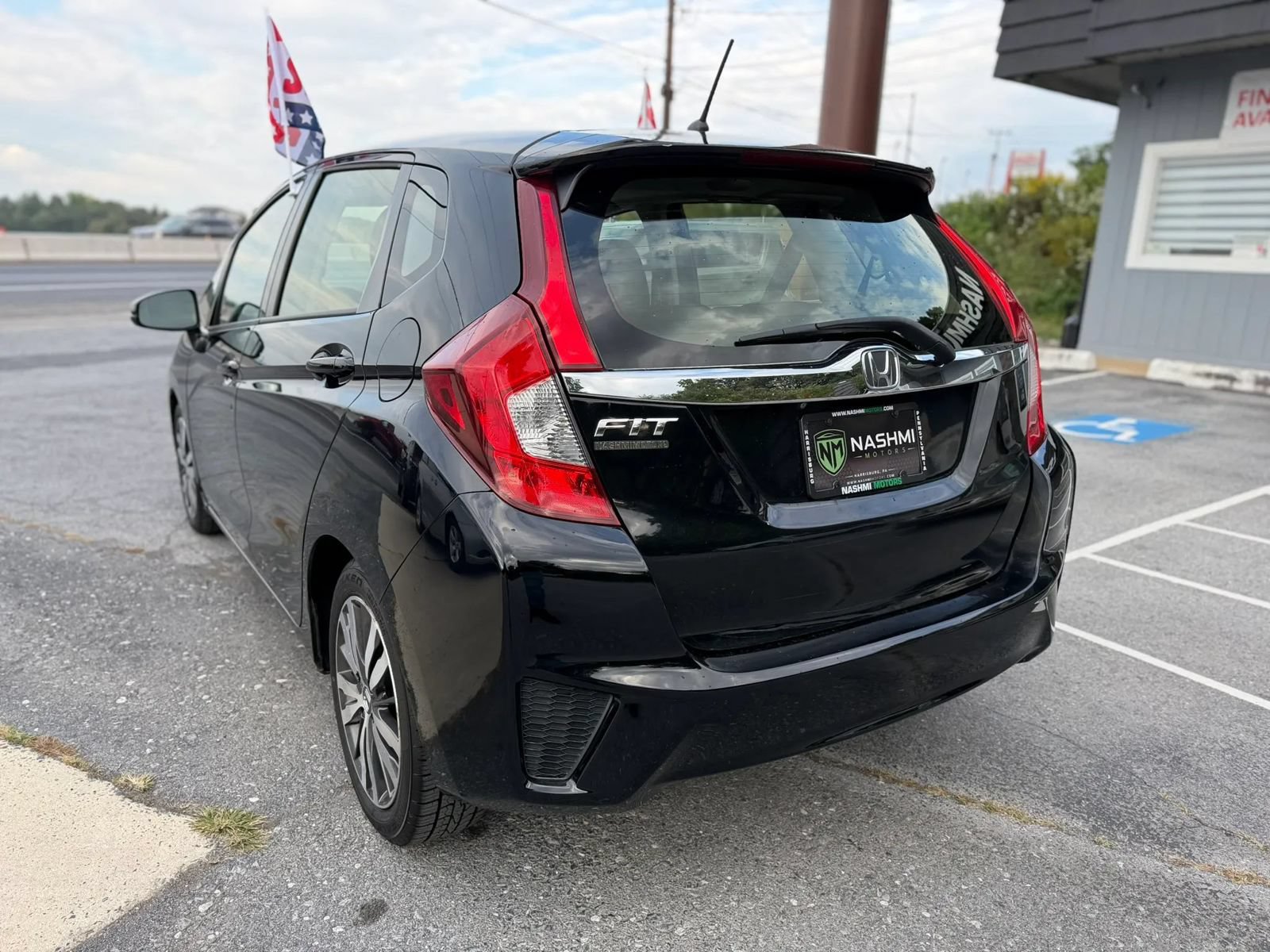 Used 2016 Honda Fit EX image 3