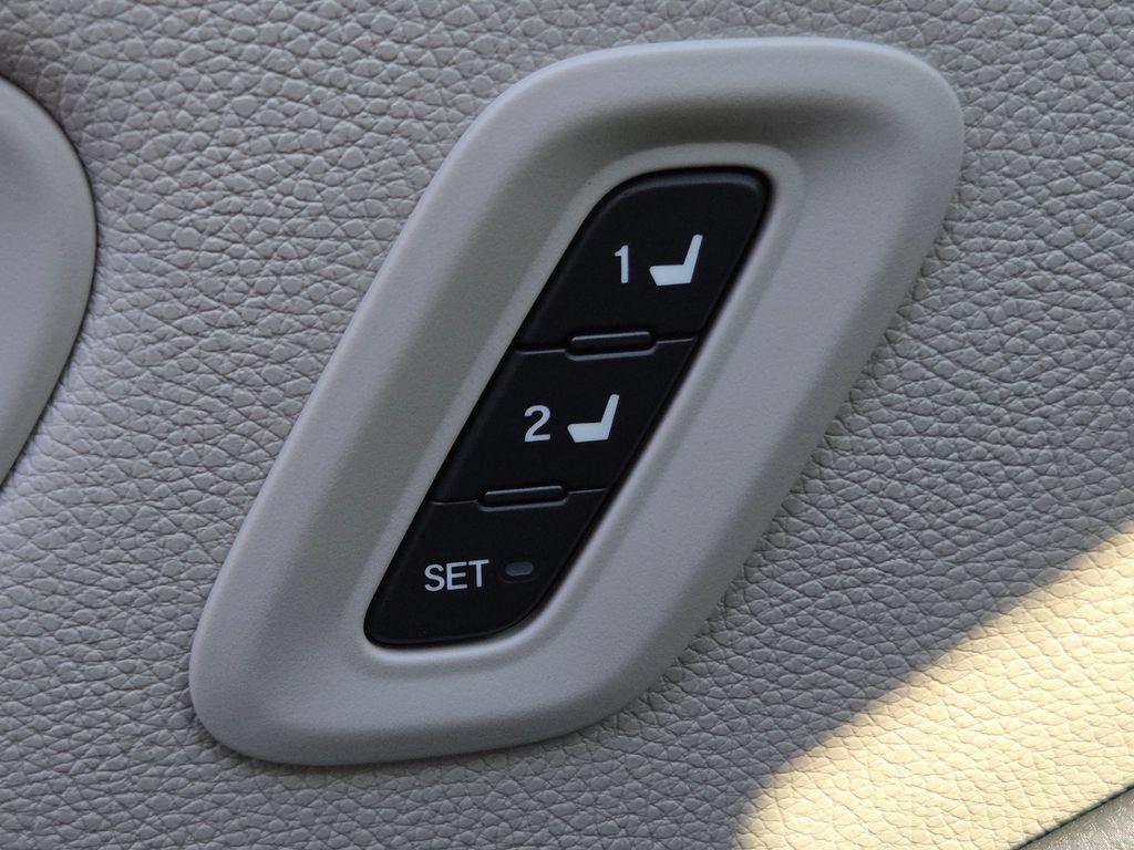 New 2026 Honda Pilot EX-L image 6